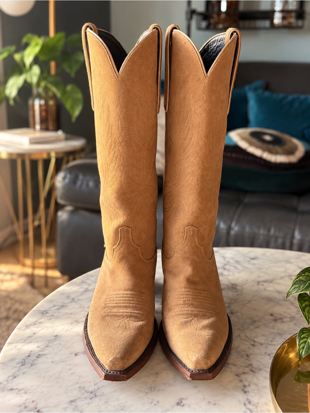 Rios of Mercedes Tan Suede Western Cowboy Boots 8.5 B Tall Snip Toe